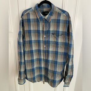Men’s long sleeve button up shirt - XL slim fit